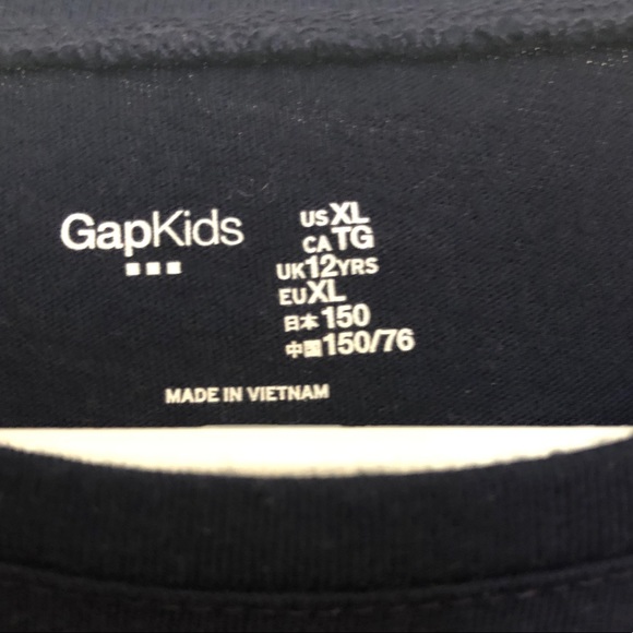 Adorable sparkly clouds w rainbow LS tee - Picture 3 of 3